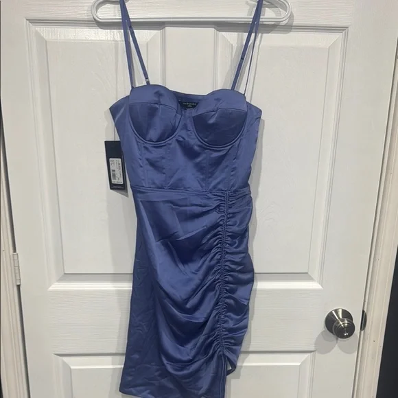 Marciano by Guess Mini Dress
NWT
Size 4
Indigo Colour - Picture 1 of 4